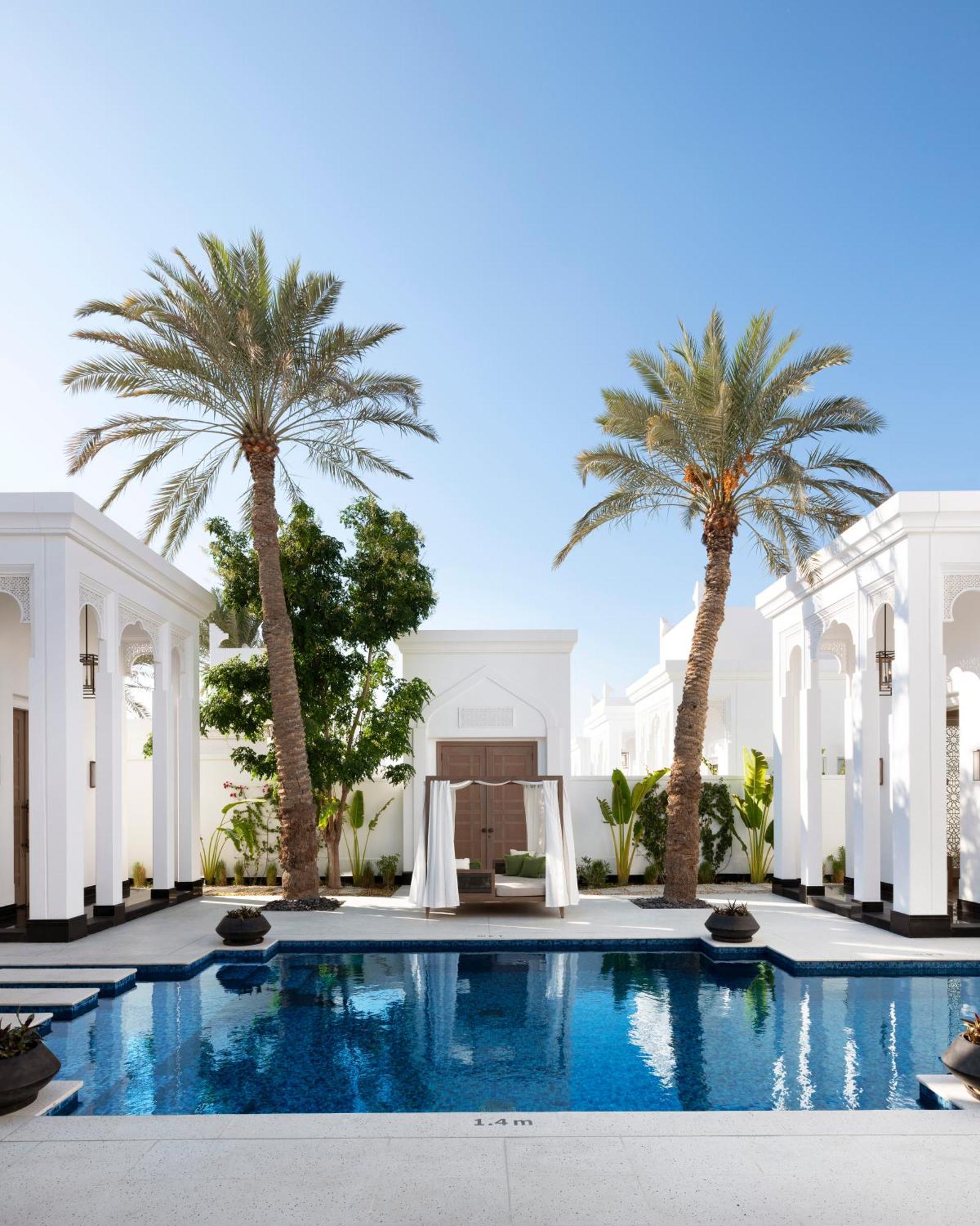 Raffles Al Areen Palace Bahrain 5*