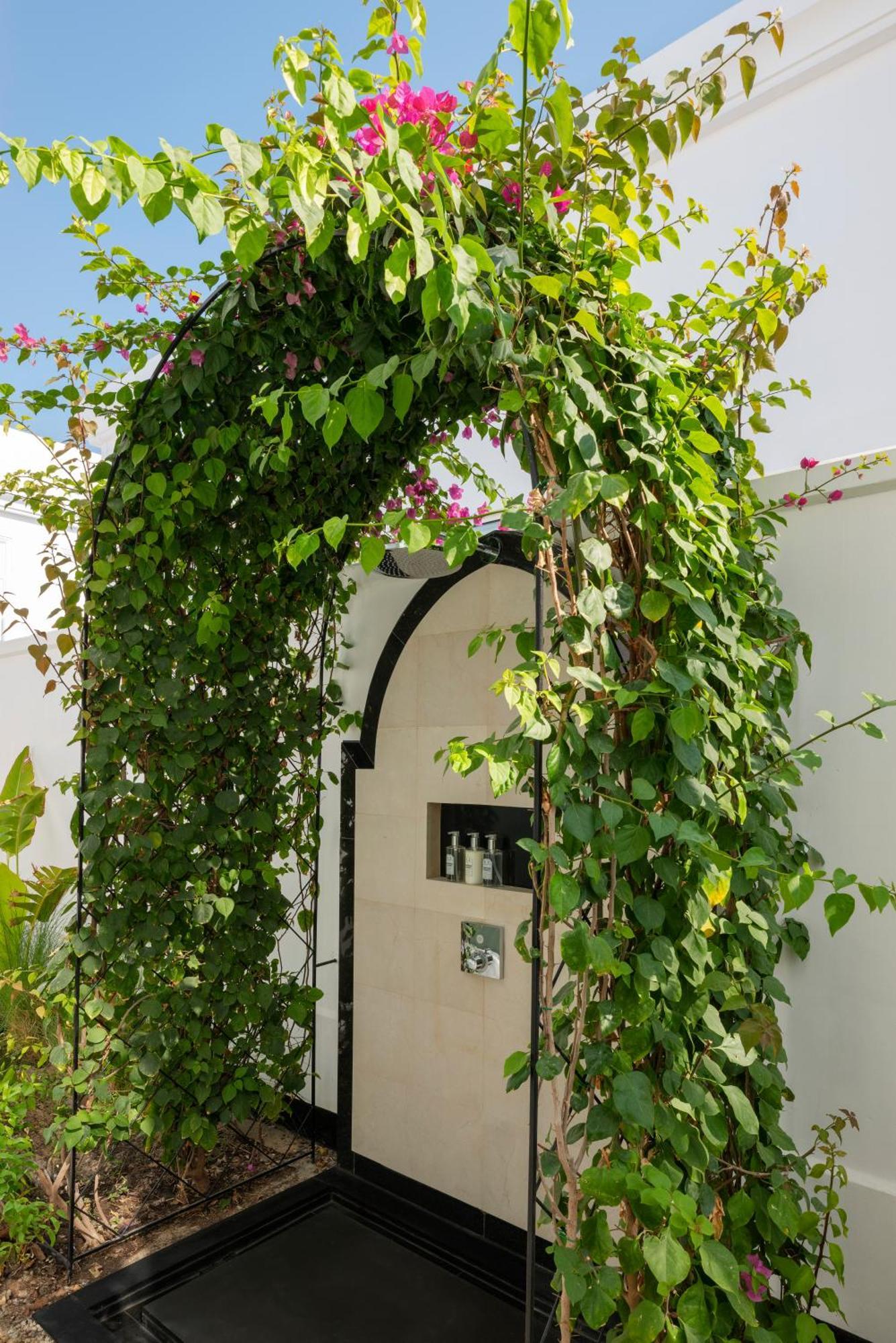 Raffles Al Areen Palace Bahrain Station touristique Manama