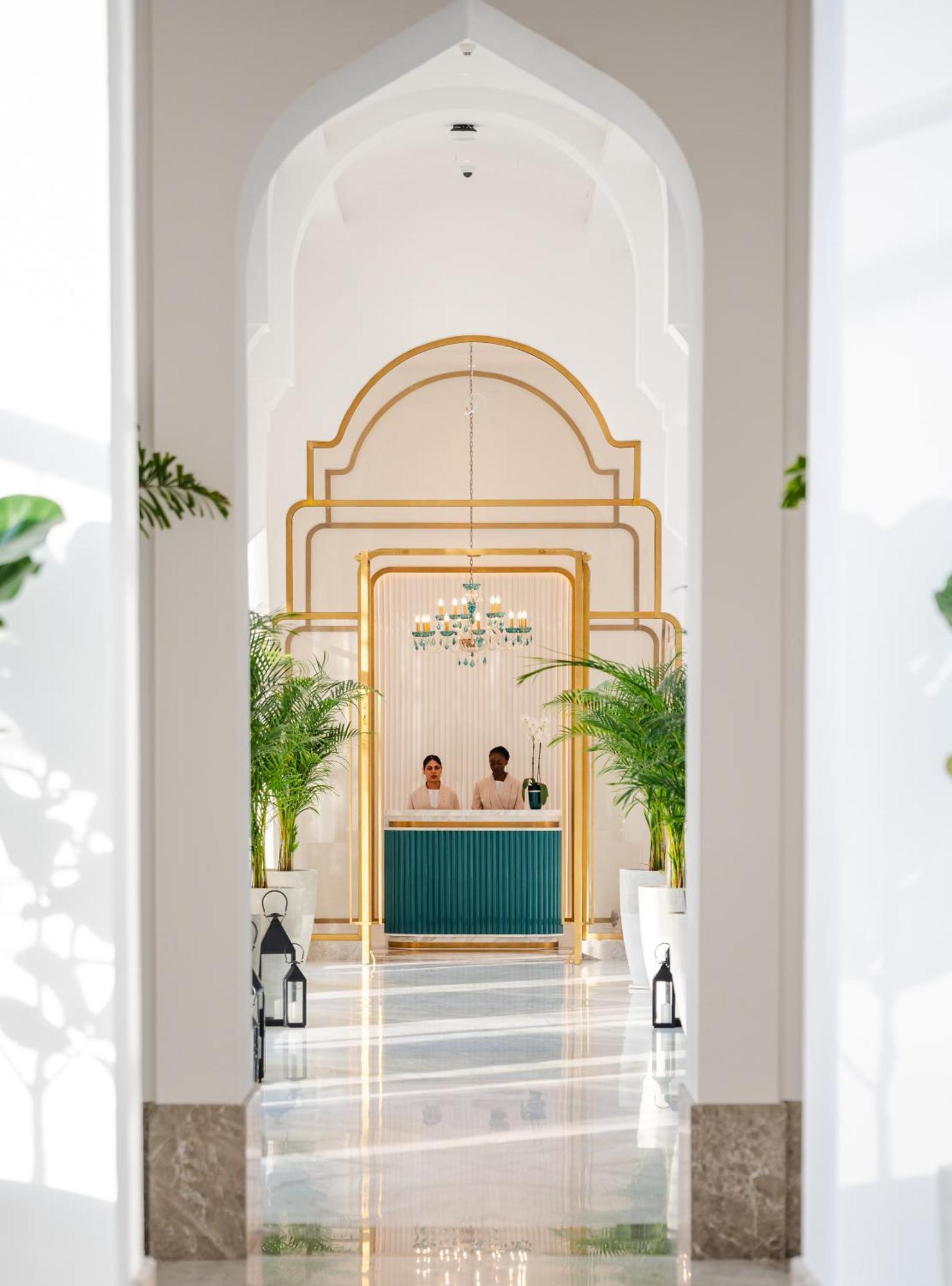 Raffles Al Areen Palace Bahrain 5*