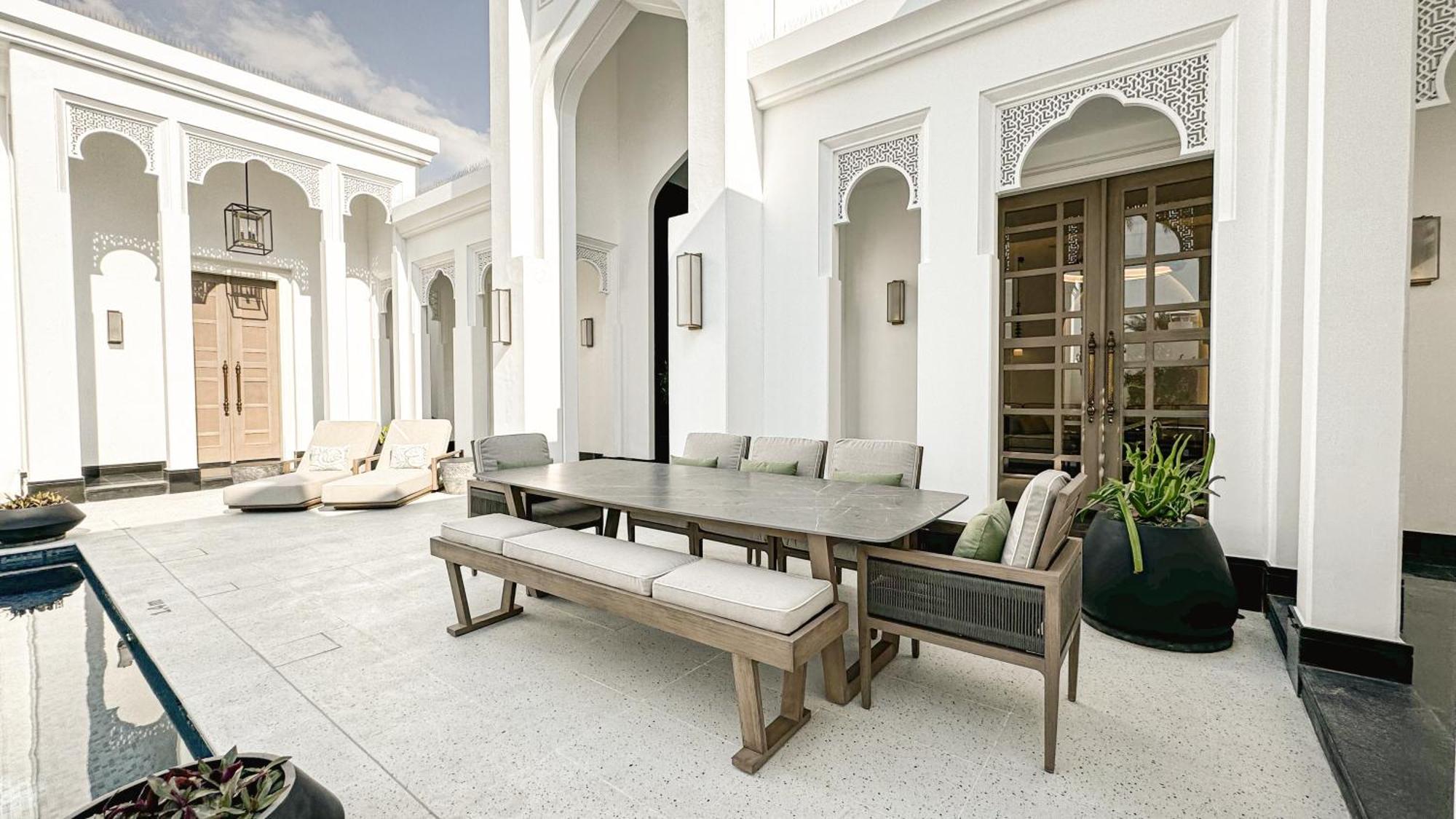 Raffles Al Areen Palace Bahrain Resort 5*